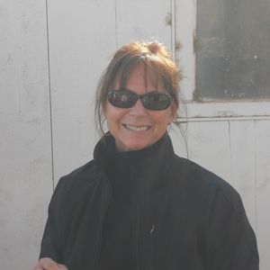 Meet your Posher, Janifer